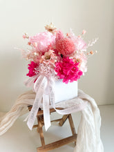 Load image into Gallery viewer, Pink Pot Arrangement- Orange| Dried Flowers Dubai & UAE | Luxury Gifts & Home Décor Delivery| Online Flower Bouquet