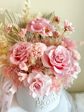 Load image into Gallery viewer, Rustic Pink Boho Arrangement LARGE-Dried and Preserved Flowers Dubai & UAE | Flower Gifts & Home Décor Delivery