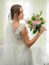 Load image into Gallery viewer, Bridal-Bouquet