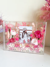 Load image into Gallery viewer, Bloom Box (Customized) - Dried Flowers with Fairy Lights
