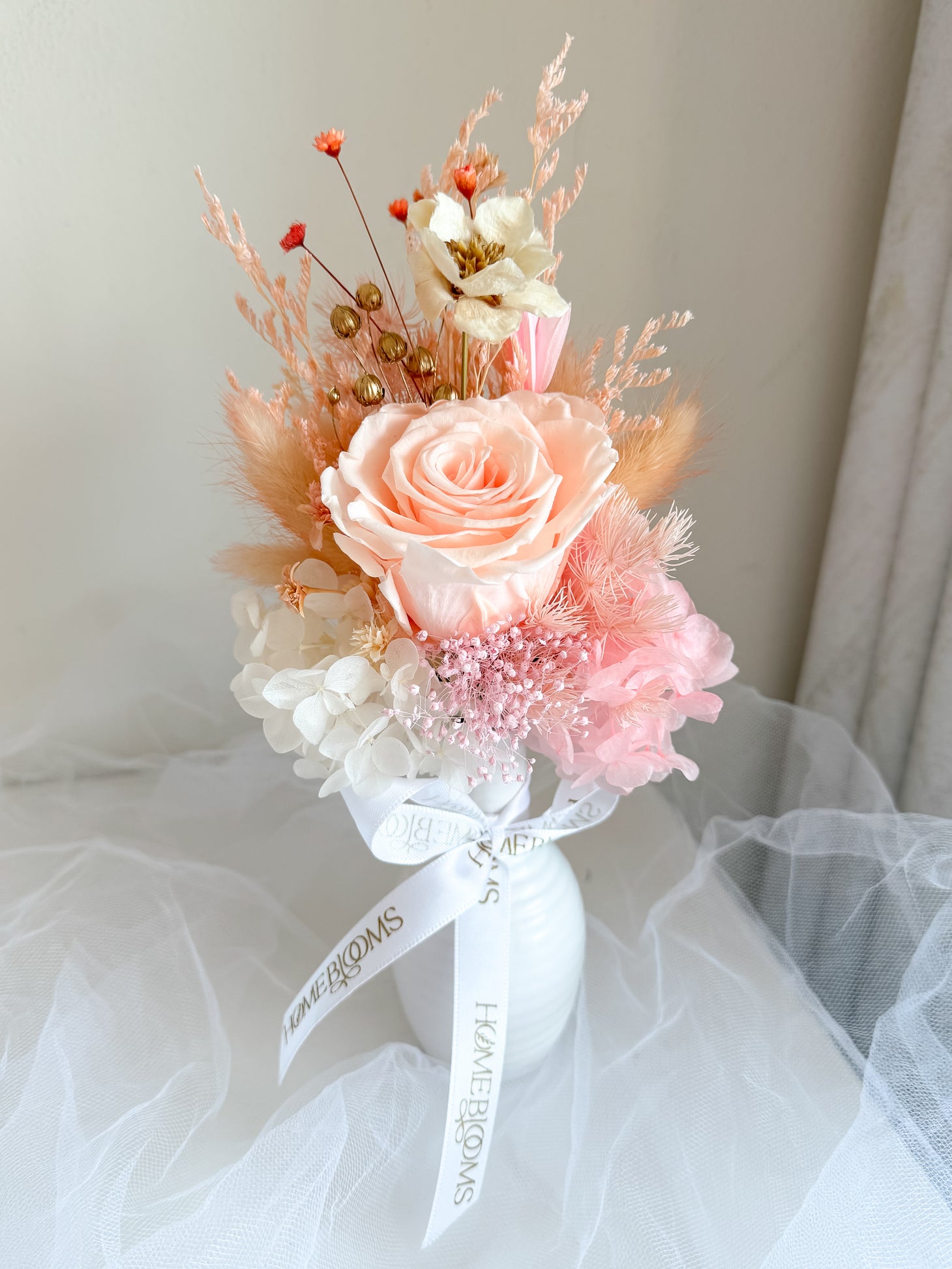 Petite Vase Arrangement- Peach| Preserved Flowers UAE | Long-Lasting Floral Arrangements & Gifts