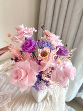 Load image into Gallery viewer, Lavender Pink Vase Bouquet | Preserved Flower Bouquets UAE |  Flower Delivery in Dubai
