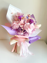 Load image into Gallery viewer, Lavender Pink Vase Bouquet | Preserved Flower Bouquets UAE |  Flower Delivery in Dubai

