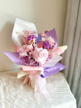 Load image into Gallery viewer, Lavender Pink Vase Bouquet | Preserved Flower Bouquets UAE |  Flower Delivery in Dubai
