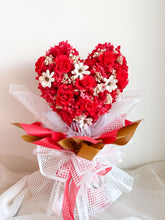 Load image into Gallery viewer, Heart Forever Bouquet | Preserved Flower Bouquets UAE | Luxury Gifts That Last | Flower Delivery in Dubai

