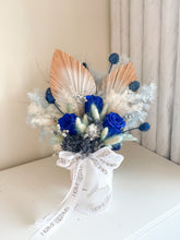 Load image into Gallery viewer, Blue Eternity - Preserved and Dried Flowers Gifts
