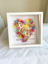 Load image into Gallery viewer, Infinity Floral Heart Frame - Calm
