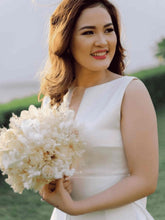 Load image into Gallery viewer, Bridal-Bouquet
